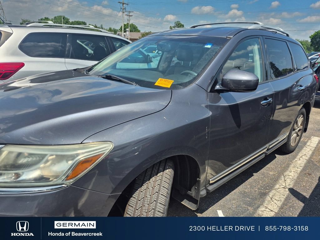 Used 2014 Nissan Pathfinder SL w/ Trailer Tow Package