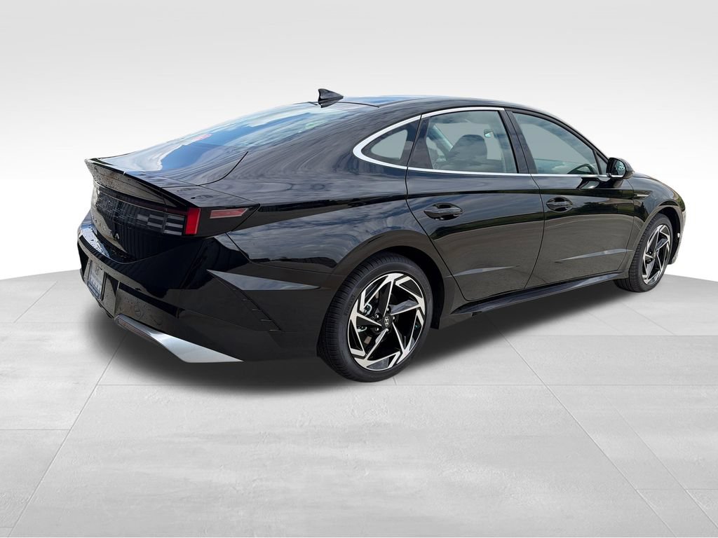 New 2026 Hyundai Sonata SEL FWD image 7