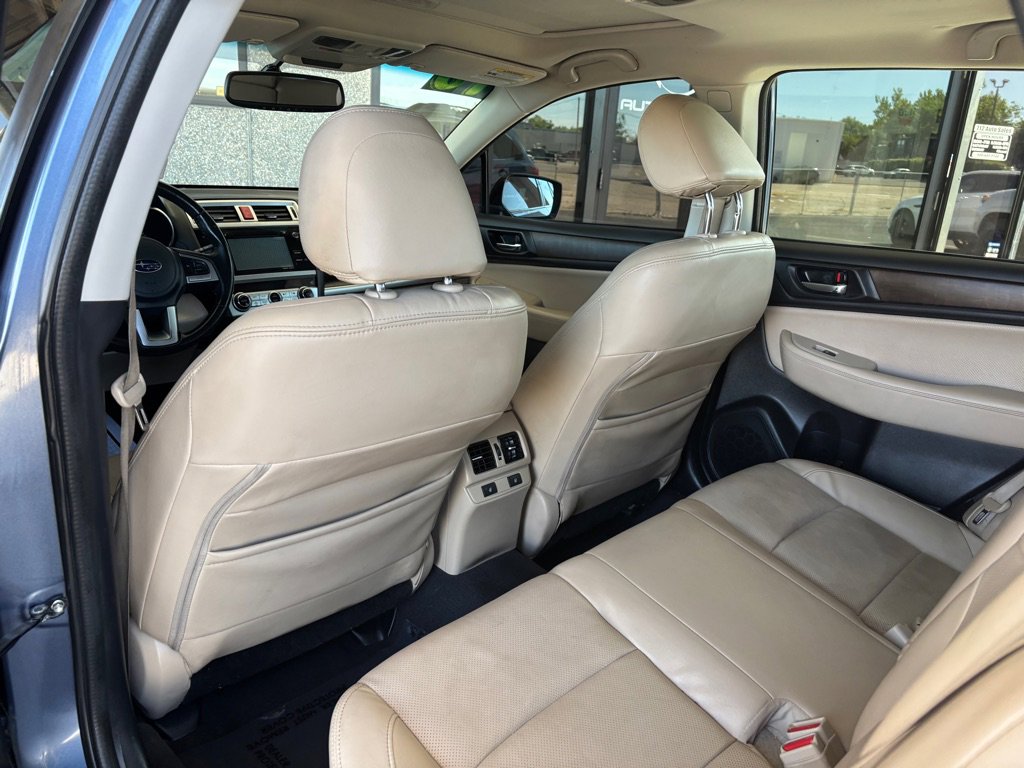 Used 2016 Subaru Outback 2.5i Limited AWD/4WD image 16