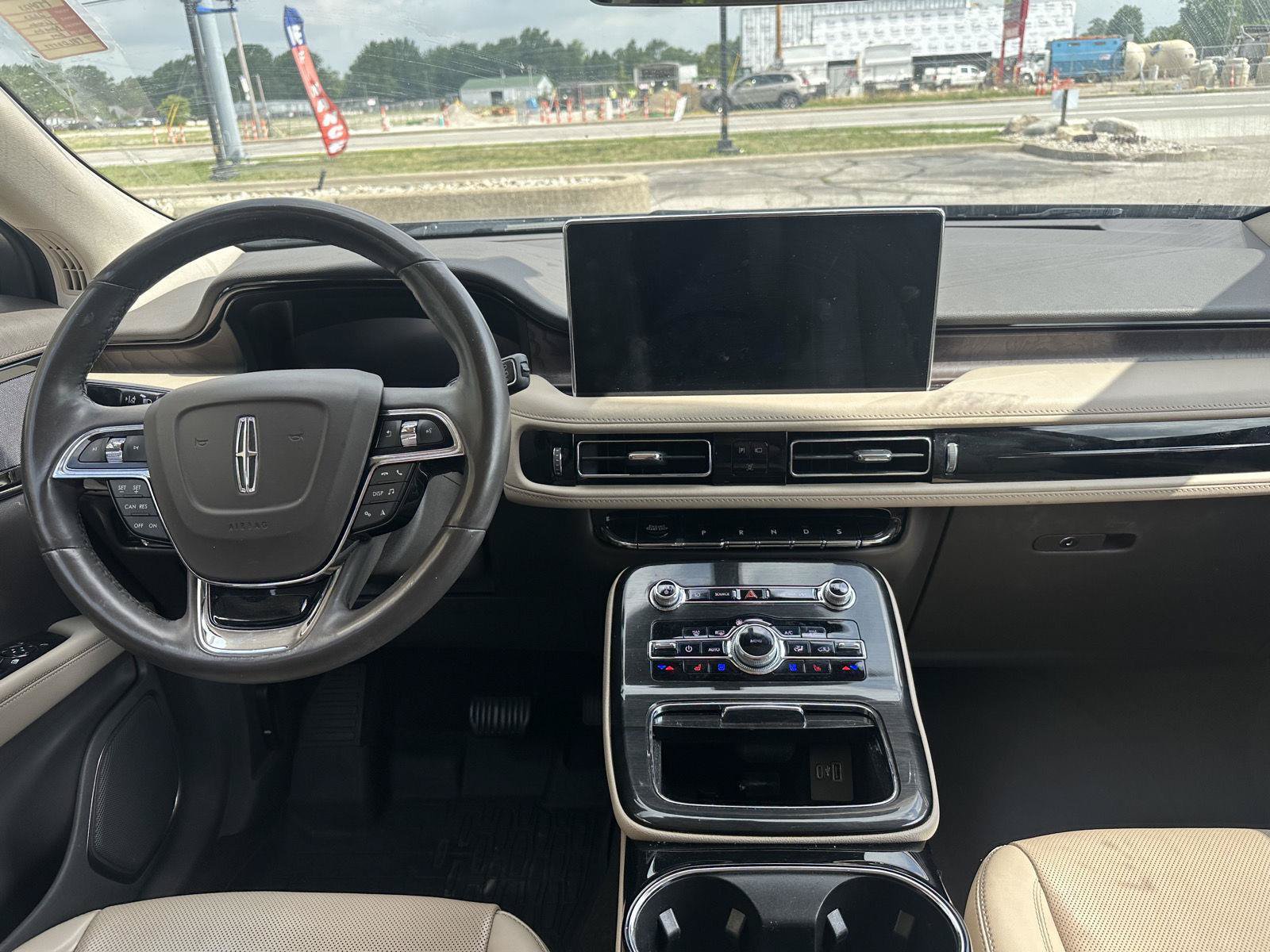 Used 2023 Lincoln Nautilus Reserve AWD/4WD image 33