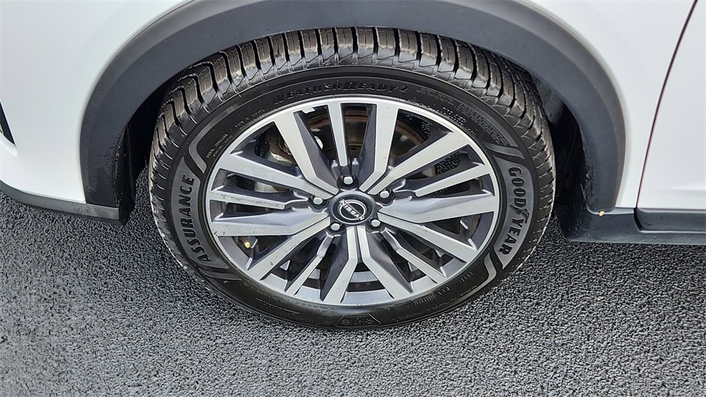 Certified 2024 Nissan Kicks SR image 14