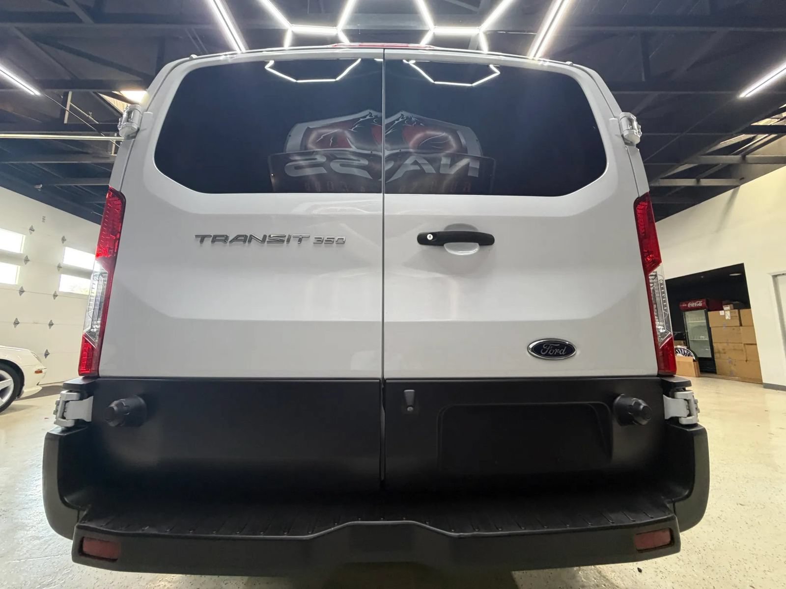 Used 2018 Ford Transit 350 XL RWD image 13