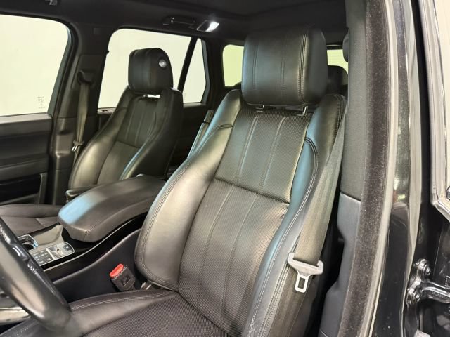 Used 2016 Land Rover Range Rover Supercharged AWD/4WD image 25