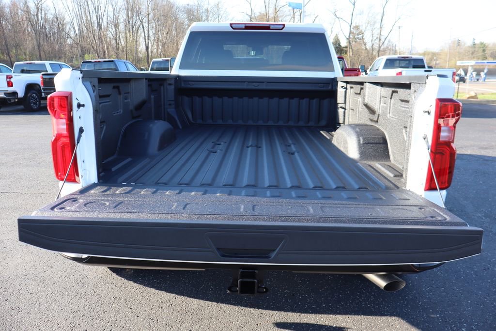 New 2026 Chevrolet Silverado 3500 W/T image 23