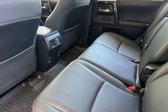 Used 2019 Toyota 4Runner TRD Off-Road Premium AWD/4WD image 12