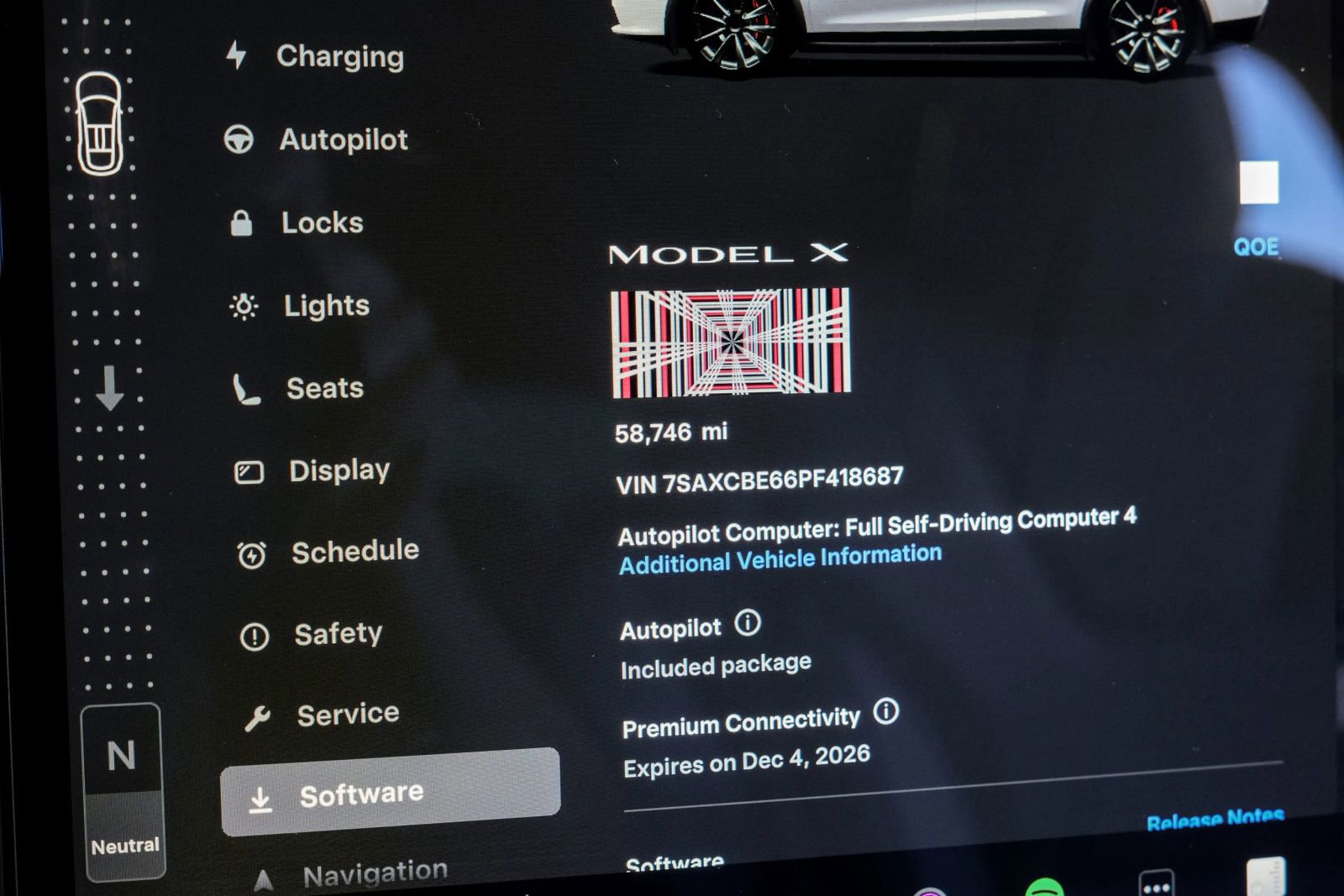 Used 2023 Tesla Model X Plaid image 31