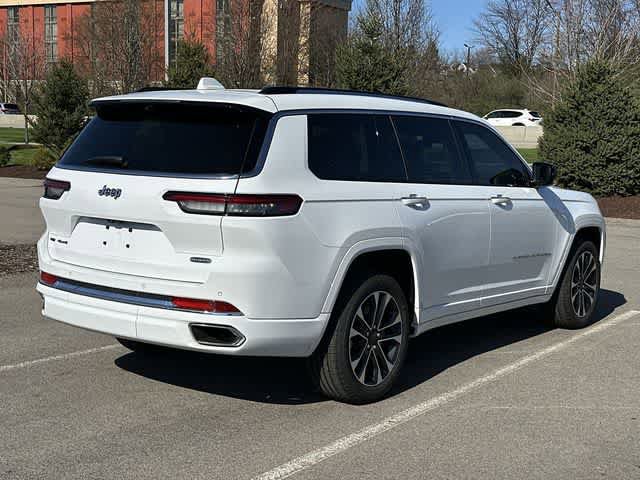 Used 2021 Jeep Grand Cherokee L Overland w/ Luxury Tech Group IV AWD/4WD image 39