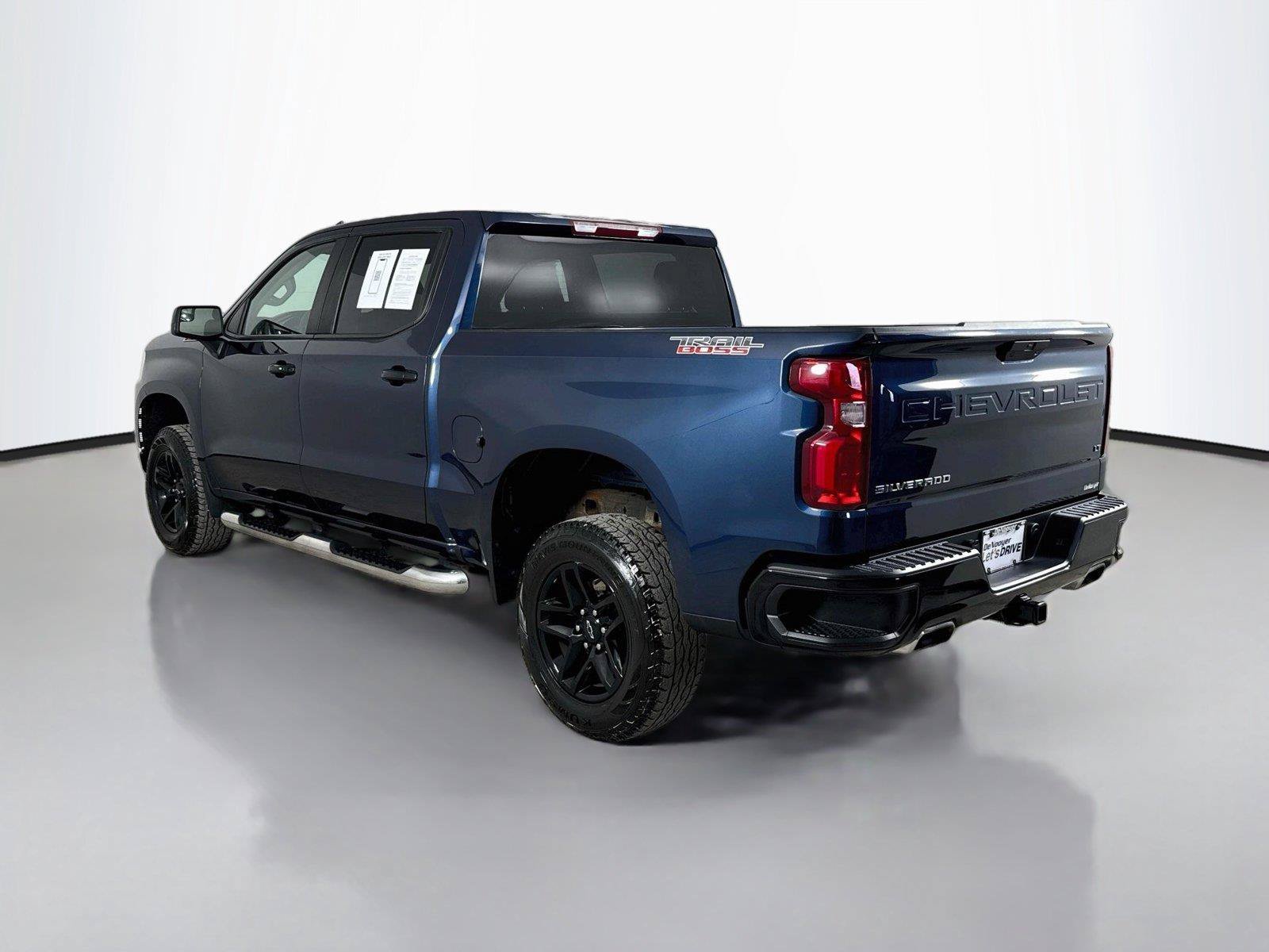 Used 2021 Chevrolet Silverado 1500 LT Trail Boss AWD/4WD image 10