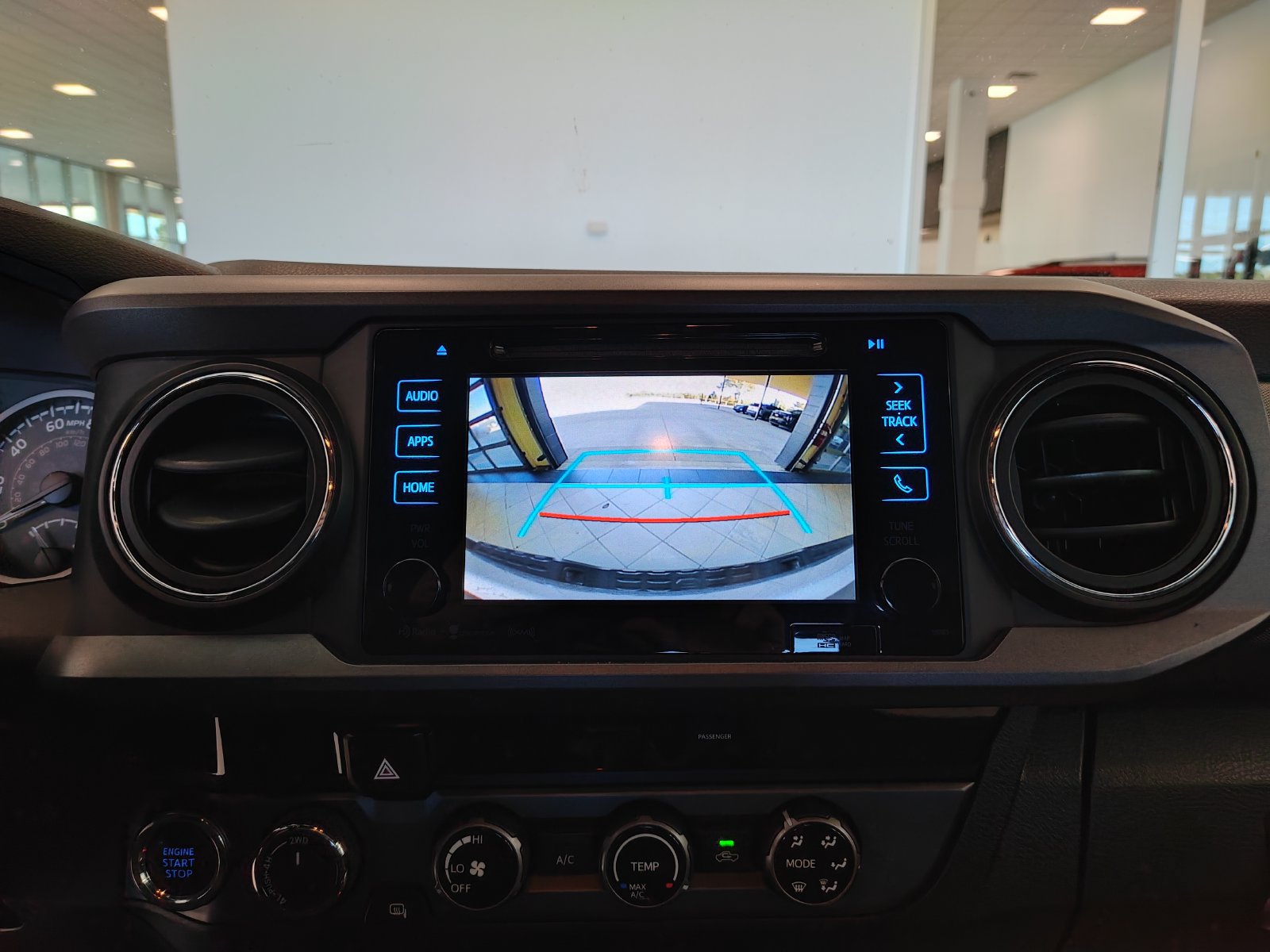 Used 2017 Toyota Tacoma TRD Sport w/ Exterior Package AWD/4WD image 17