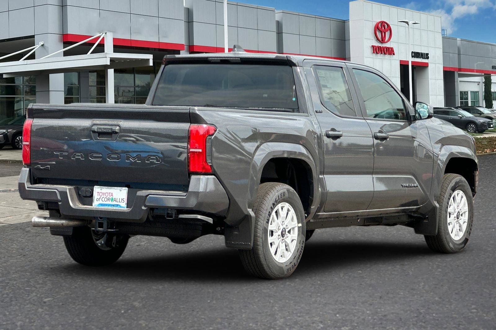 New 2025 Toyota Tacoma SR5 image 5