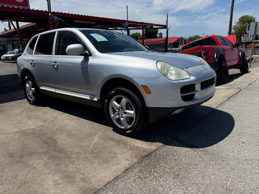 Used 2004 Porsche Cayenne S image 5