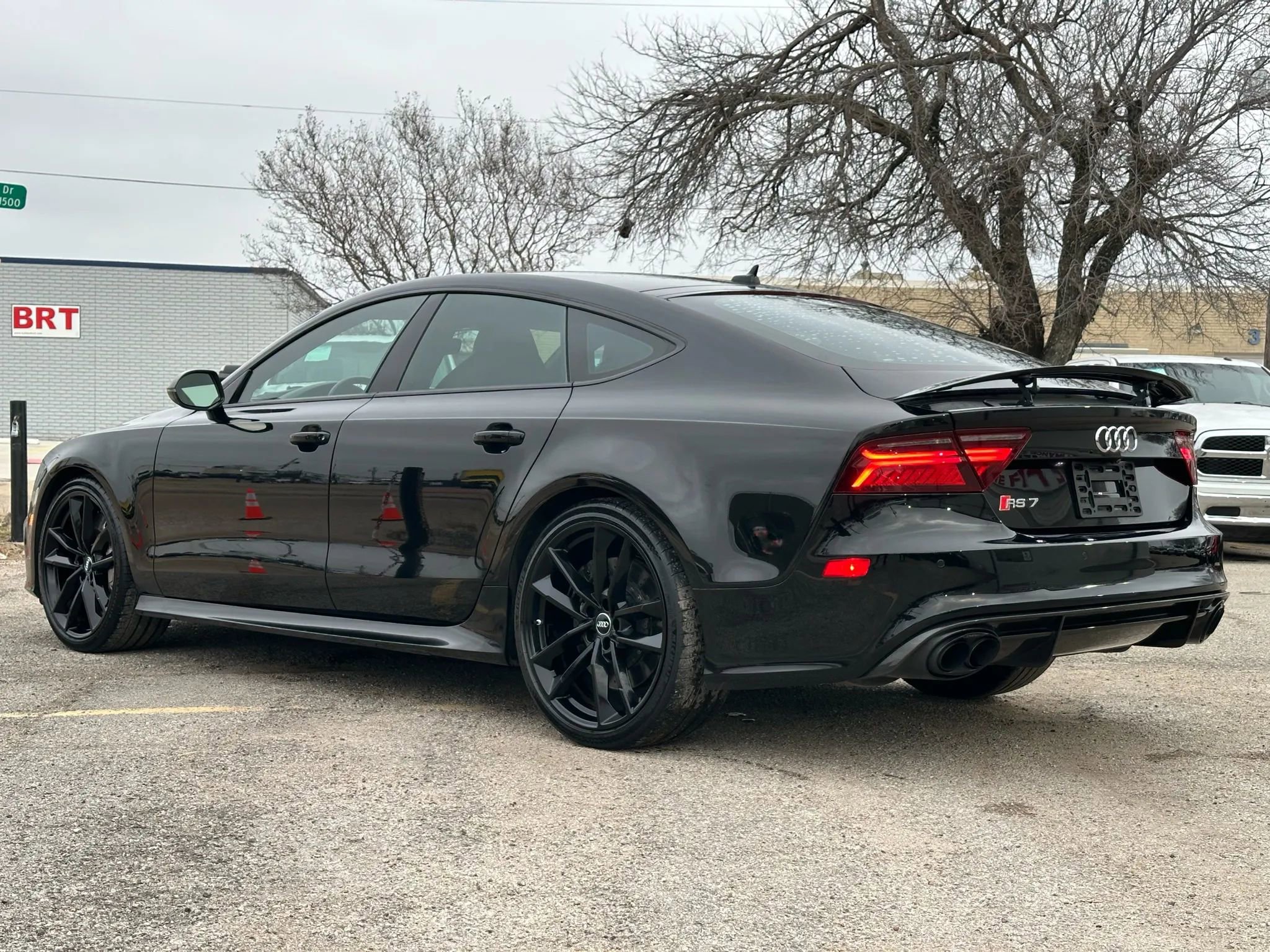 Used 2017 Audi RS 7 Performance w/ Driver Assistance Package image 6