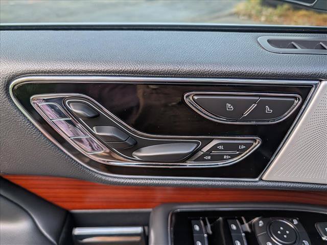 Used 2024 Lincoln Navigator Reserve AWD/4WD image 35