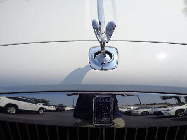 Used 2017 Rolls-Royce Ghost image 44