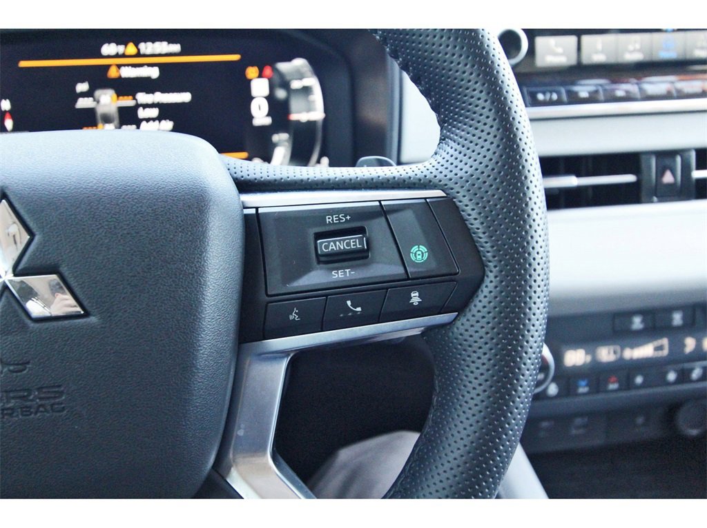 Used 2024 Mitsubishi Outlander SEL image 20