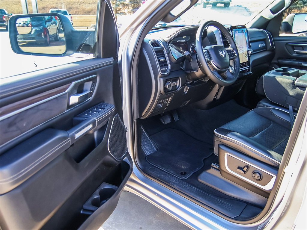 Used 2025 RAM 1500 Laramie image 24