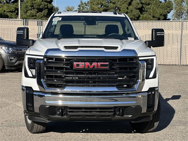 New 2026 GMC Sierra 3500 Pro w/ Fleet Convenience Package image 2