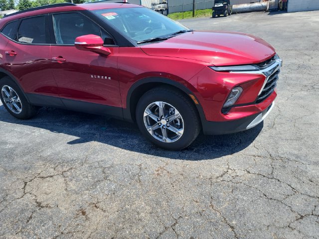 New 2026 Chevrolet Blazer LT w/ Sound & Technology Package FWD image 15