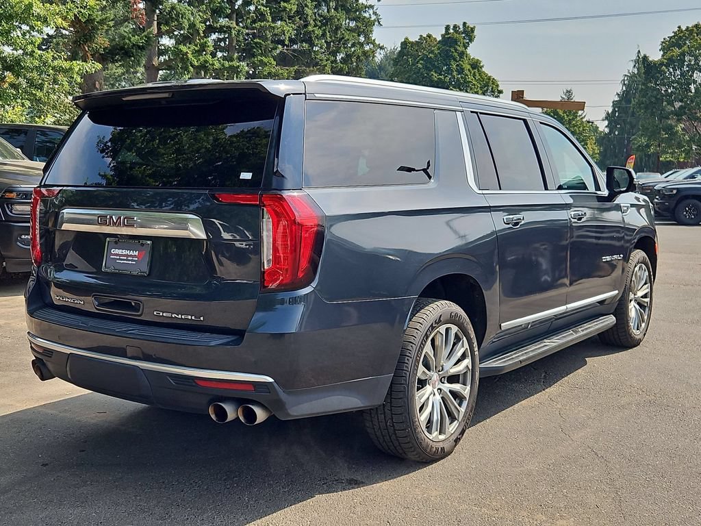 Used 2021 GMC Yukon XL Denali w/ Advanced Technology Package AWD/4WD image 7