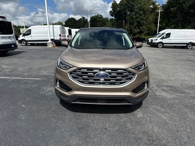 Used 2020 Ford Edge Titanium w/ Equipment Group 301A AWD/4WD image 9