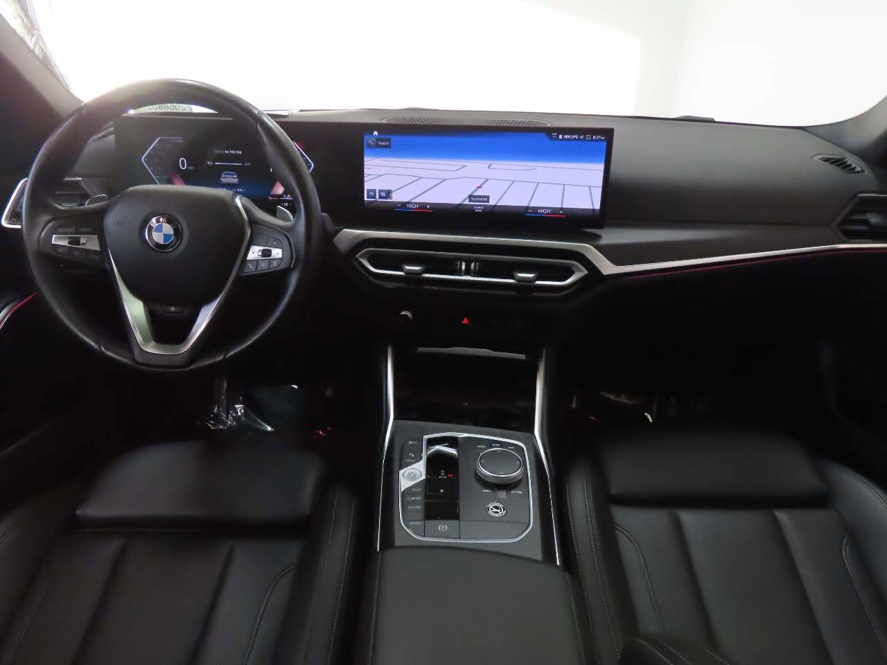Used 2024 BMW 330i xDrive Sedan AWD/4WD image 16