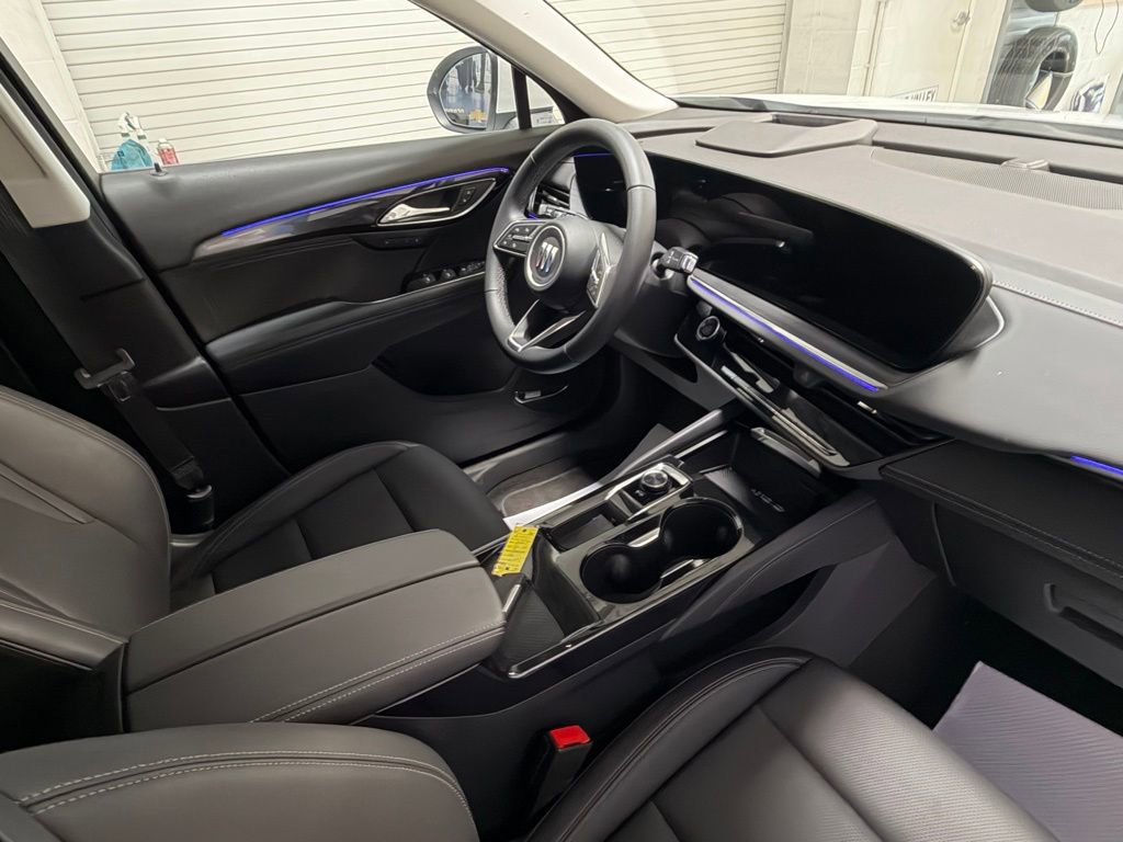 Used 2025 Buick Envision Preferred image 24