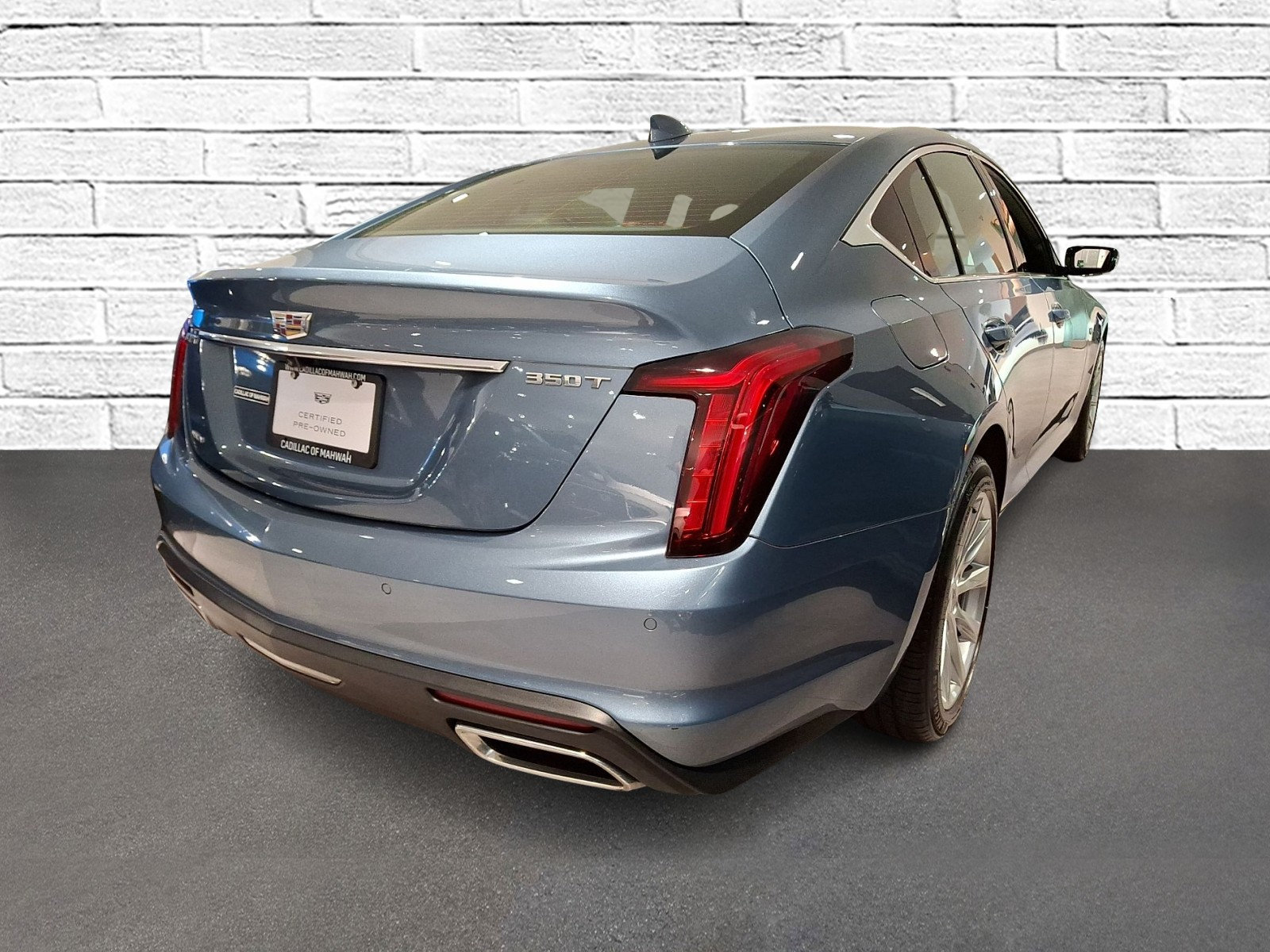 Certified 2023 Cadillac CT5 Luxury w/ Sun And Sound Package AWD/4WD image 5