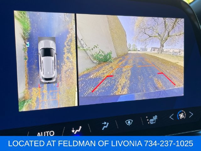Certified 2024 Chevrolet Equinox EV LT AWD/4WD image 14