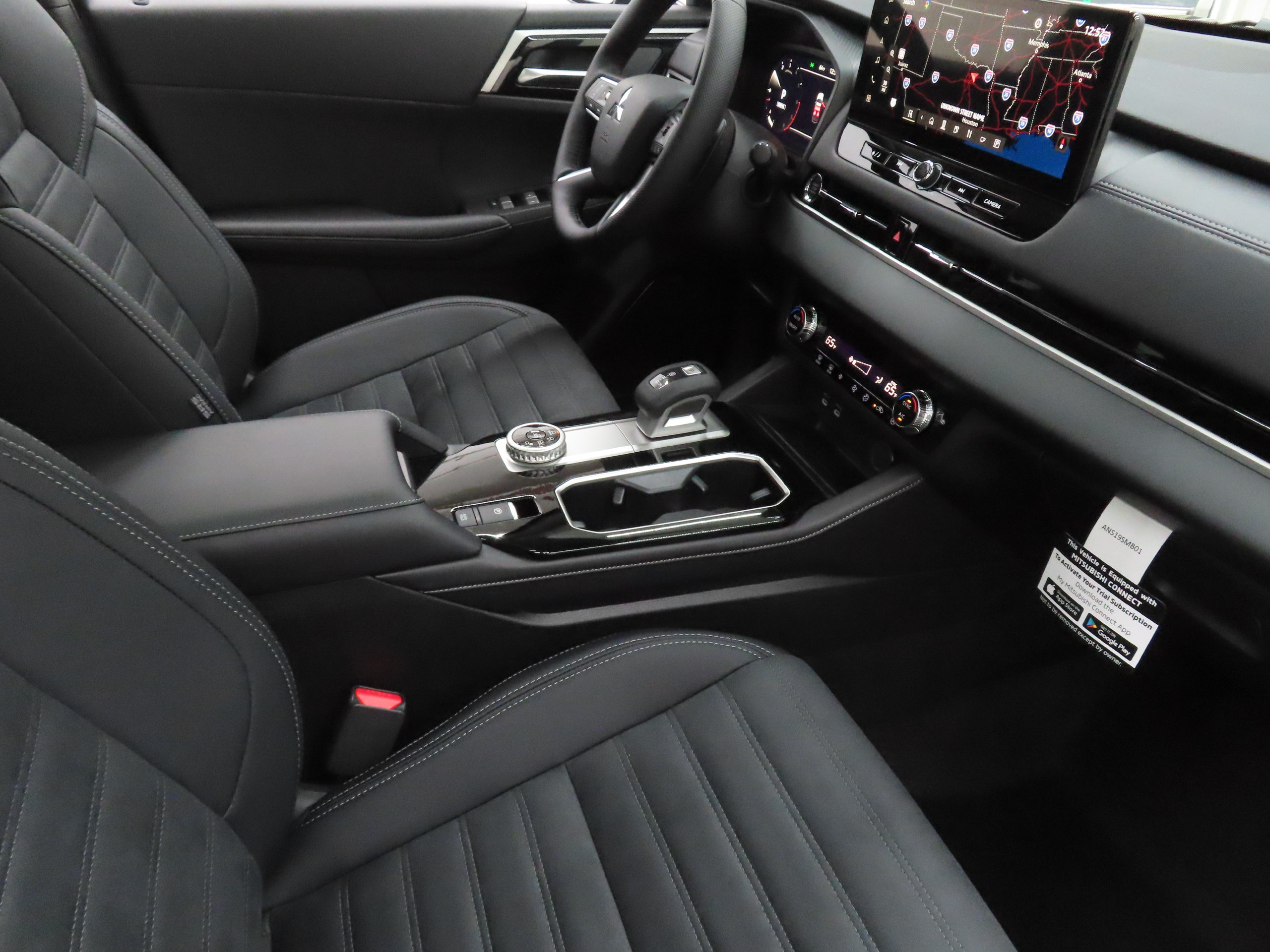 New 2026 Mitsubishi Outlander SE FWD image 25