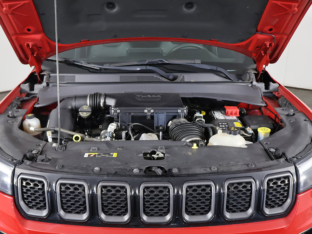 Used 2024 Jeep Compass Limited w/ High Altitude Package AWD/4WD image 23
