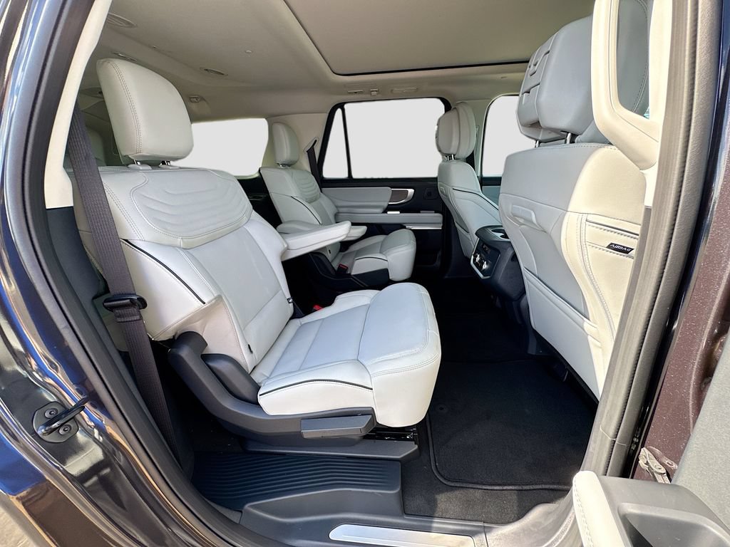 New 2026 Ford Expedition Max Platinum w/ Platinum Ultimate Package AWD/4WD image 34