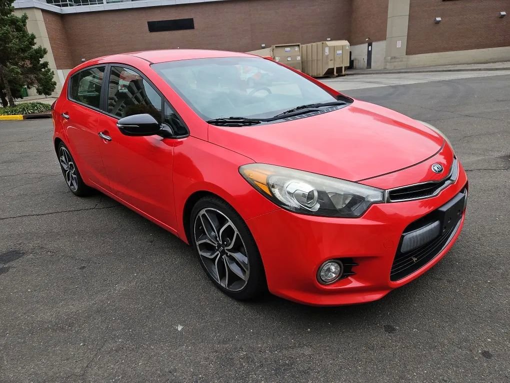 Used 2015 Kia Forte SX image 3