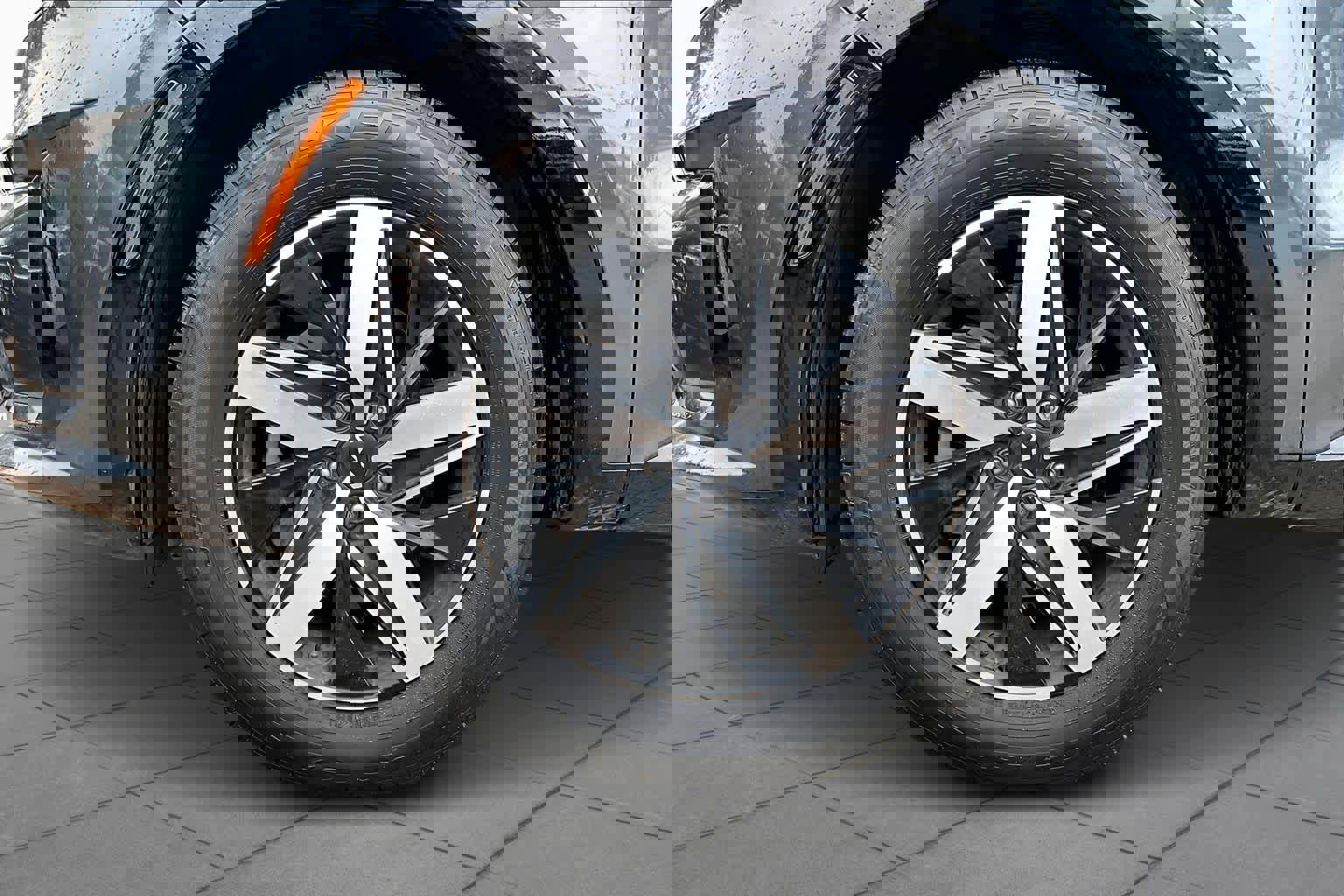 Used 2022 Kia Sorento EX w/ Panoramic Sunroof Package image 11