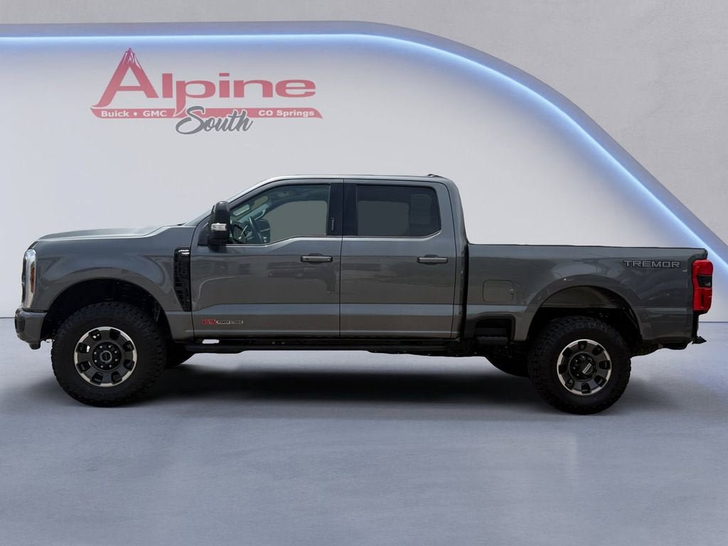 Used 2024 Ford F250 Lariat w/ Lariat Ultimate Package AWD/4WD image 2