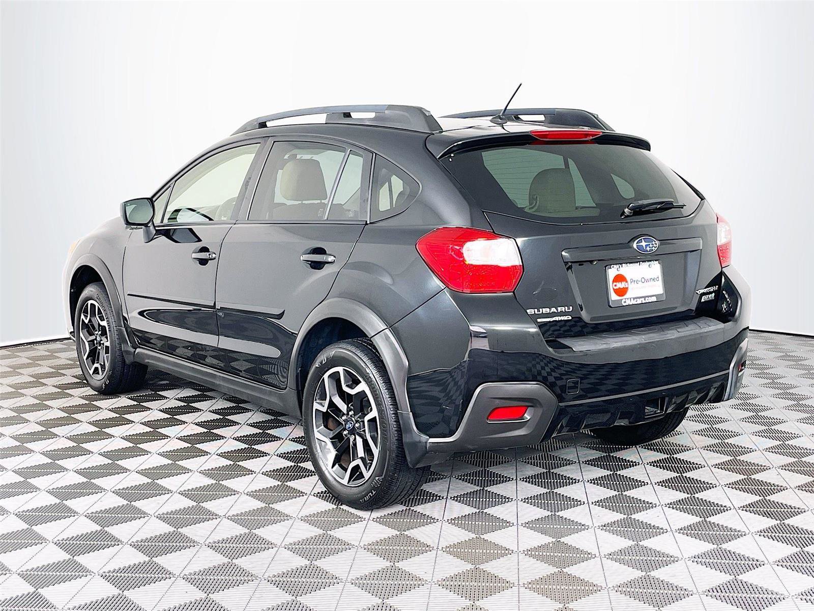Used 2016 Subaru Crosstrek 2.0i Premium image 6