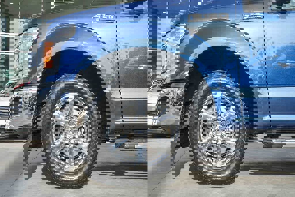 Used 2019 Ford F150 XLT w/ Equipment Group 302A Luxury image 10