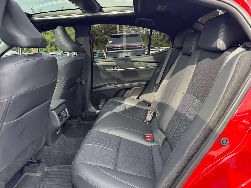 Used 2025 Toyota Camry XSE FWD image 14