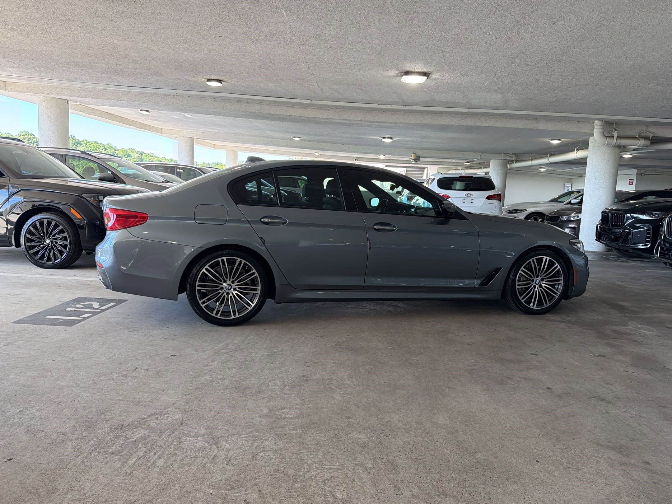 Used 2018 BMW 540i RWD image 7