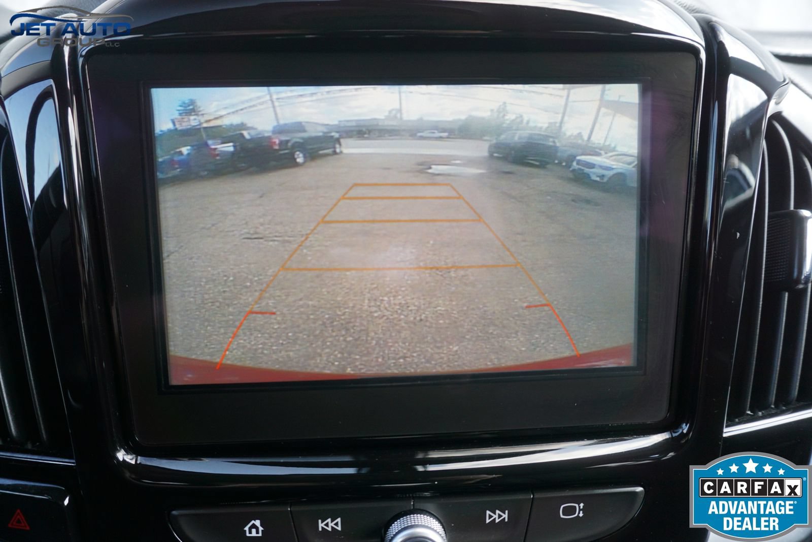 Used 2019 Chevrolet Traverse LT AWD/4WD image 38