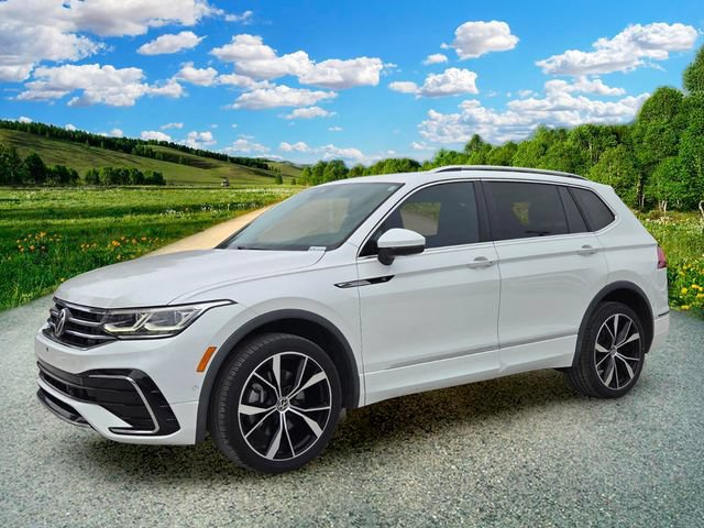 Used 2022 Volkswagen Tiguan SEL R-Line AWD/4WD image 2