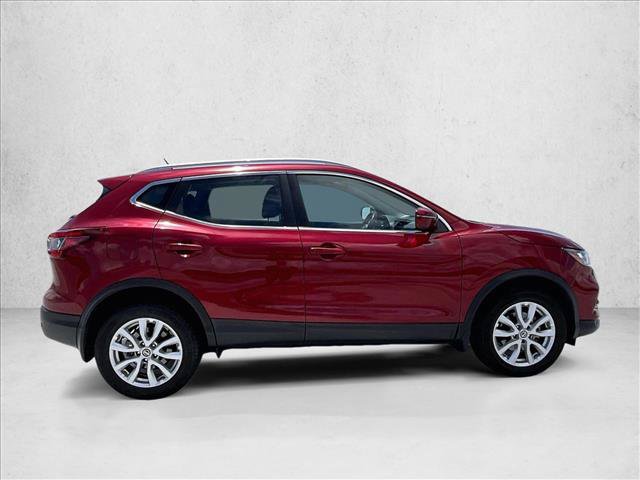 Used 2022 Nissan Rogue Sport SV FWD image 5