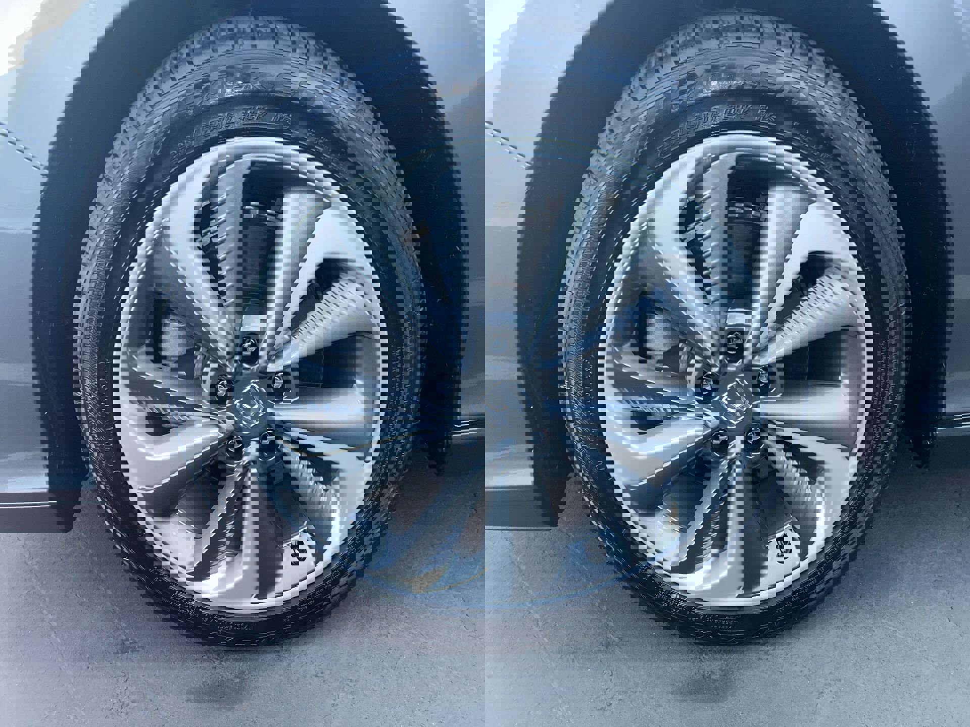 Used 2018 Honda Clarity Touring image 18