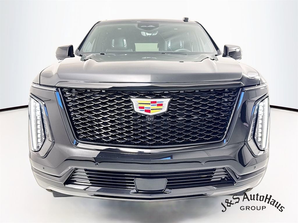 Used 2026 Cadillac Escalade Platinum Sport image 2