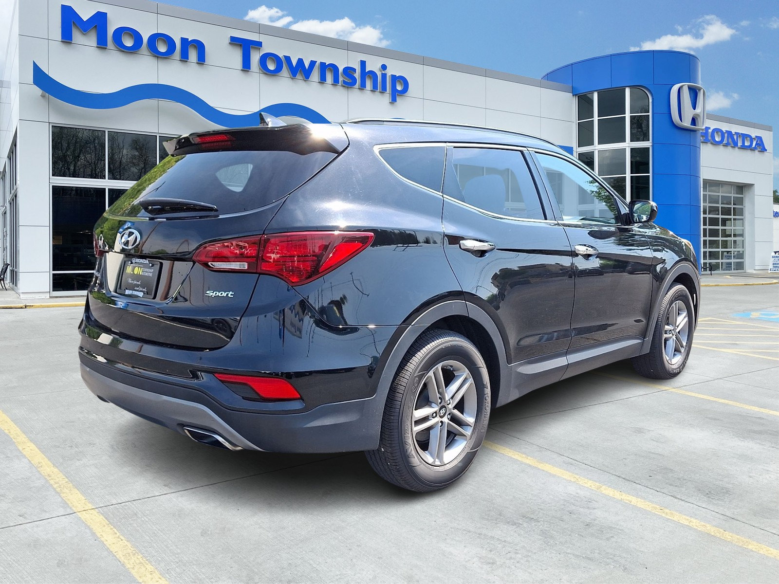 Used 2018 Hyundai Santa Fe Sport w/ 2.4L Value Package 02 FWD image 6