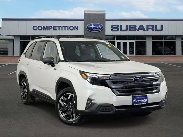 Certified 2025 Subaru Forester Premium image 1
