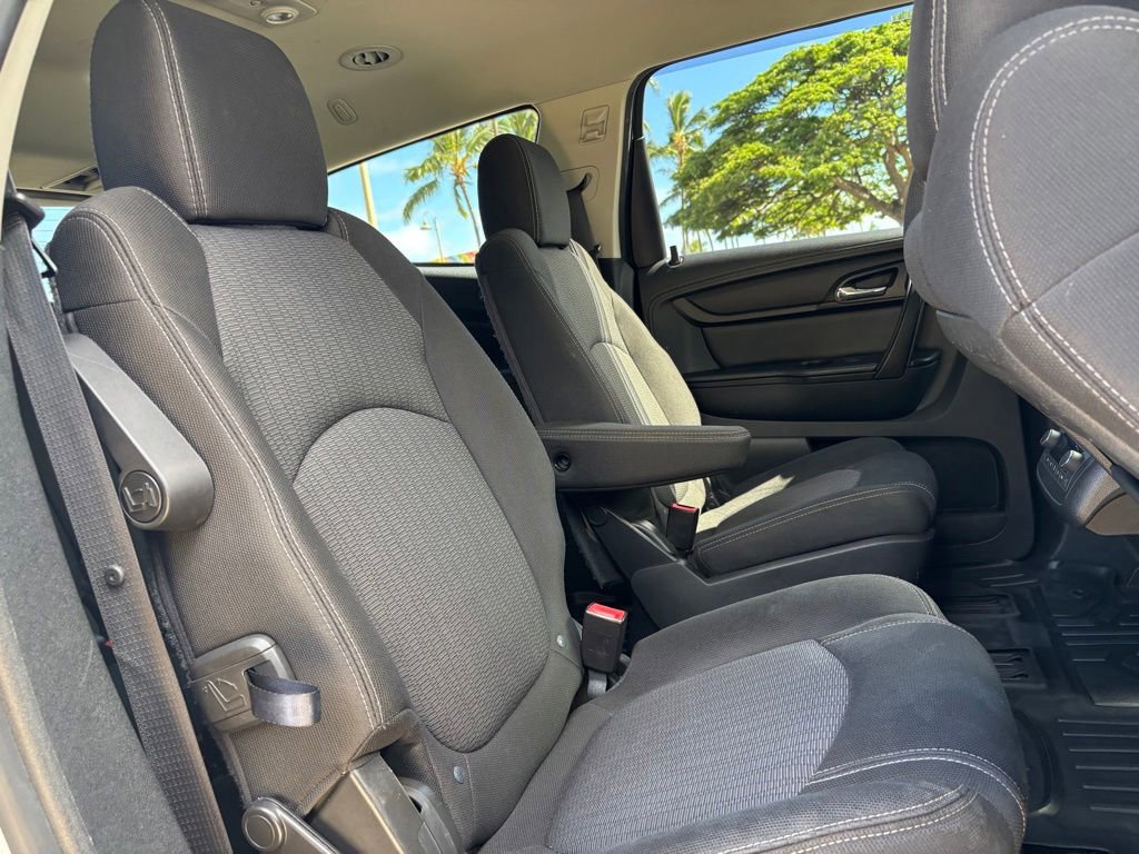 Used 2017 Chevrolet Traverse LT FWD image 11
