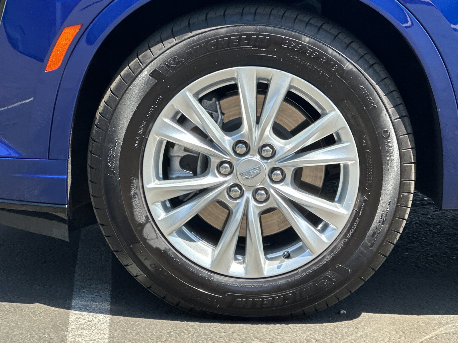 Certified 2023 Cadillac XT6 Luxury AWD/4WD image 27