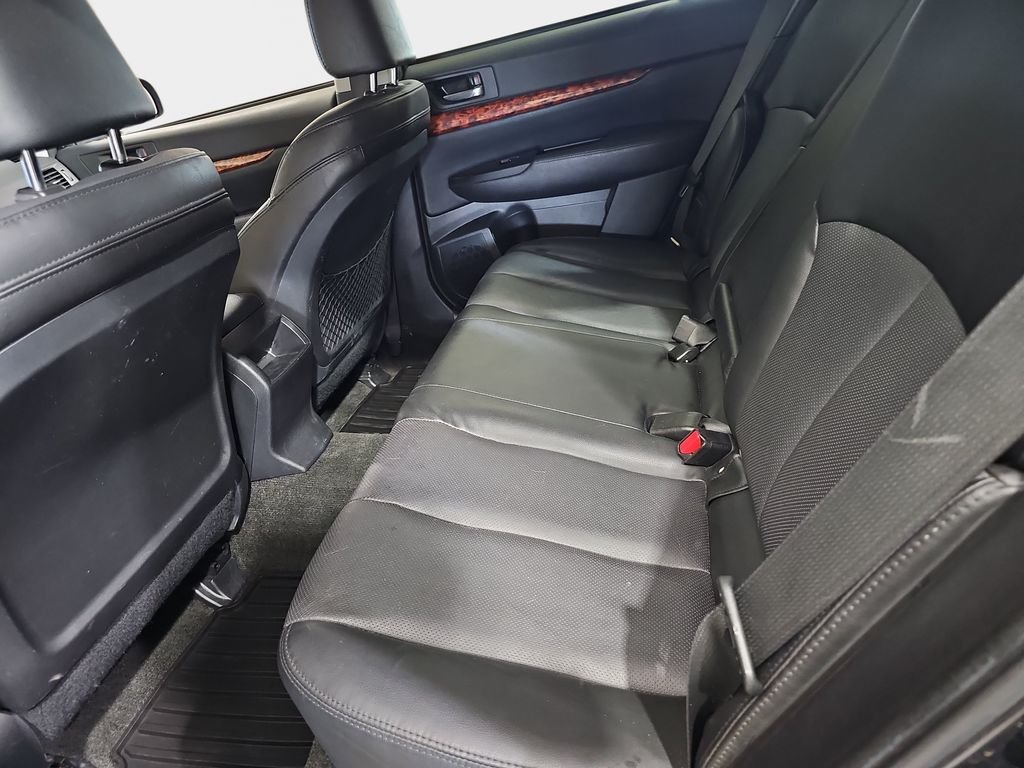 Used 2012 Subaru Outback 2.5i Limited w/ Moonroof Pkg AWD/4WD image 16