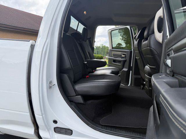 Used 2018 RAM 2500 Big Horn w/ Sport Appearance Group image 27