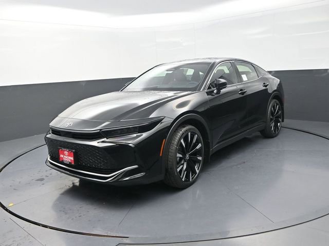 New 2026 Toyota Crown Platinum image 3